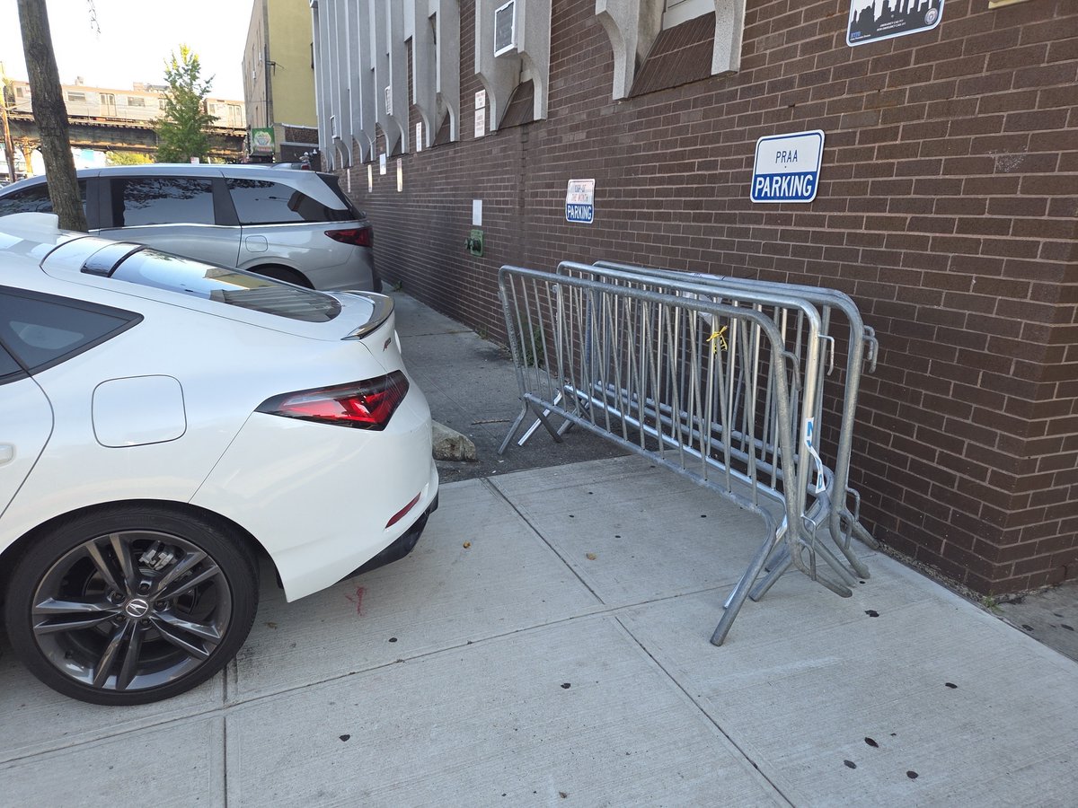 placardabuse's tweet photo. Apparently the @NYPD50Pct wasn't sure if their illegal sidewalk parking completely blocked wheelchair access on the sidewalk, so they piled some barricades there just to make sure.

Constant @CivilRights violations at this Americans with Disabilities "designated hub location." https://t.co/VaSGUSNQNc