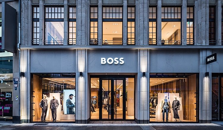 CJL_news's tweet photo. 🚨NEW: Mike Ashley’s Frasers Group which owns Sports Direct says that Hugo Boss the German luxury brand will come a subsidiary of the UK conglomerate after it pushed its ownership stake past 50%. https://t.co/dEyOeF2PHF