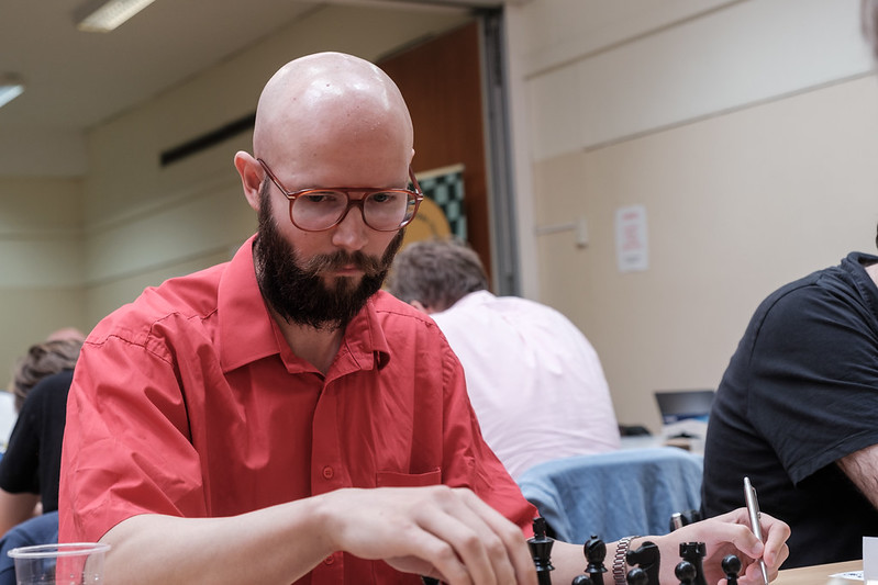 KingstonChess's tweet photo. Peter Andrews reports on the latest (and thankfully last) league match between Kingston A and Kingston B, won 4.5-1.5 by the As. https://t.co/EhPSF8n4Yx Wins for David Maycock, Peter Lalić (pictured), Peter Large and Alan Scrimgour for the As, and Homayoon Froogh for the Bs https://t.co/ppLLTh61E5