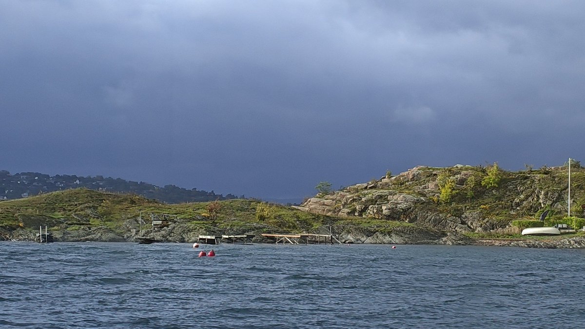 SanjeevJV's tweet photo. Motivated, so sharing some more captures from my #Oslo trip.. beauty was when there was sudden change of weather n then came the sun piercing from the clouds.. Pics from the #Fjord #Nature #Norway #VacationVibes https://t.co/VWLDA4TZPm