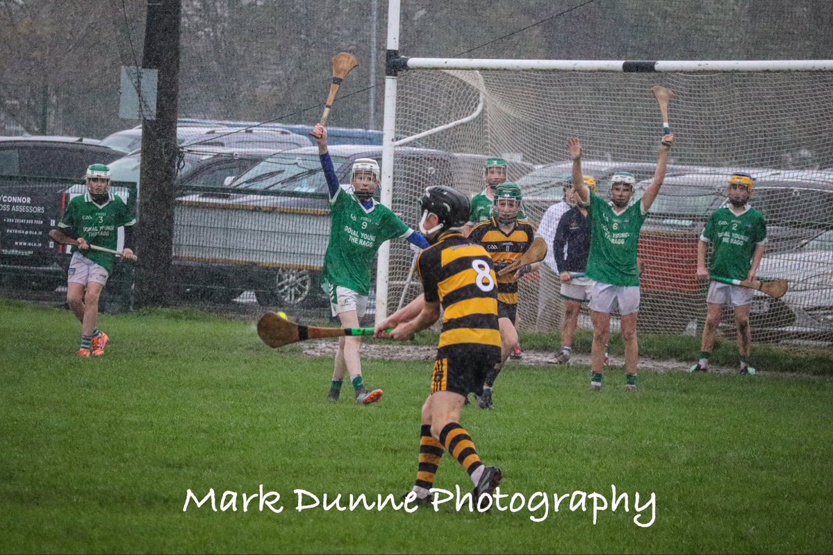 tipperarybng's tweet photo. 💙💛 County U14B Hurling Final 💙💛

Congratulations again to @drominch who claimed the U14B Trophy this afternoon with a four points win over @ArravaleRovers 

Few photos of today’s game below 👇 with more on our socials 

💚🤍 https://t.co/vIfWPMs2aa