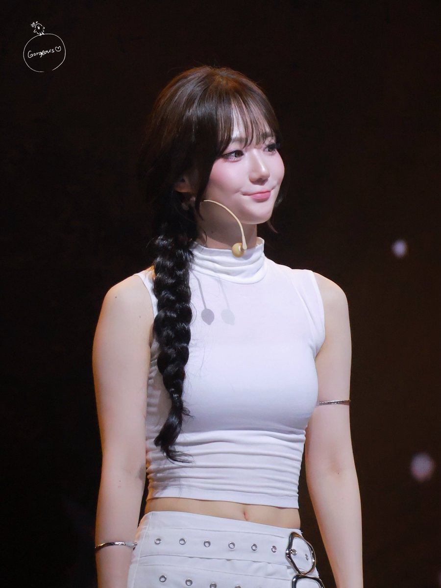 GorgeouSeoyeon's tweet photo. 261024 tripleS World Tour <ANDLESS> in MACAU 
tripleS SeoYeon

Aura Diva

#tripleS #트리플에스 #トリプルS 
#윤서연 #서연 #Seoyeon https://t.co/ZpMh8Cj7Tb