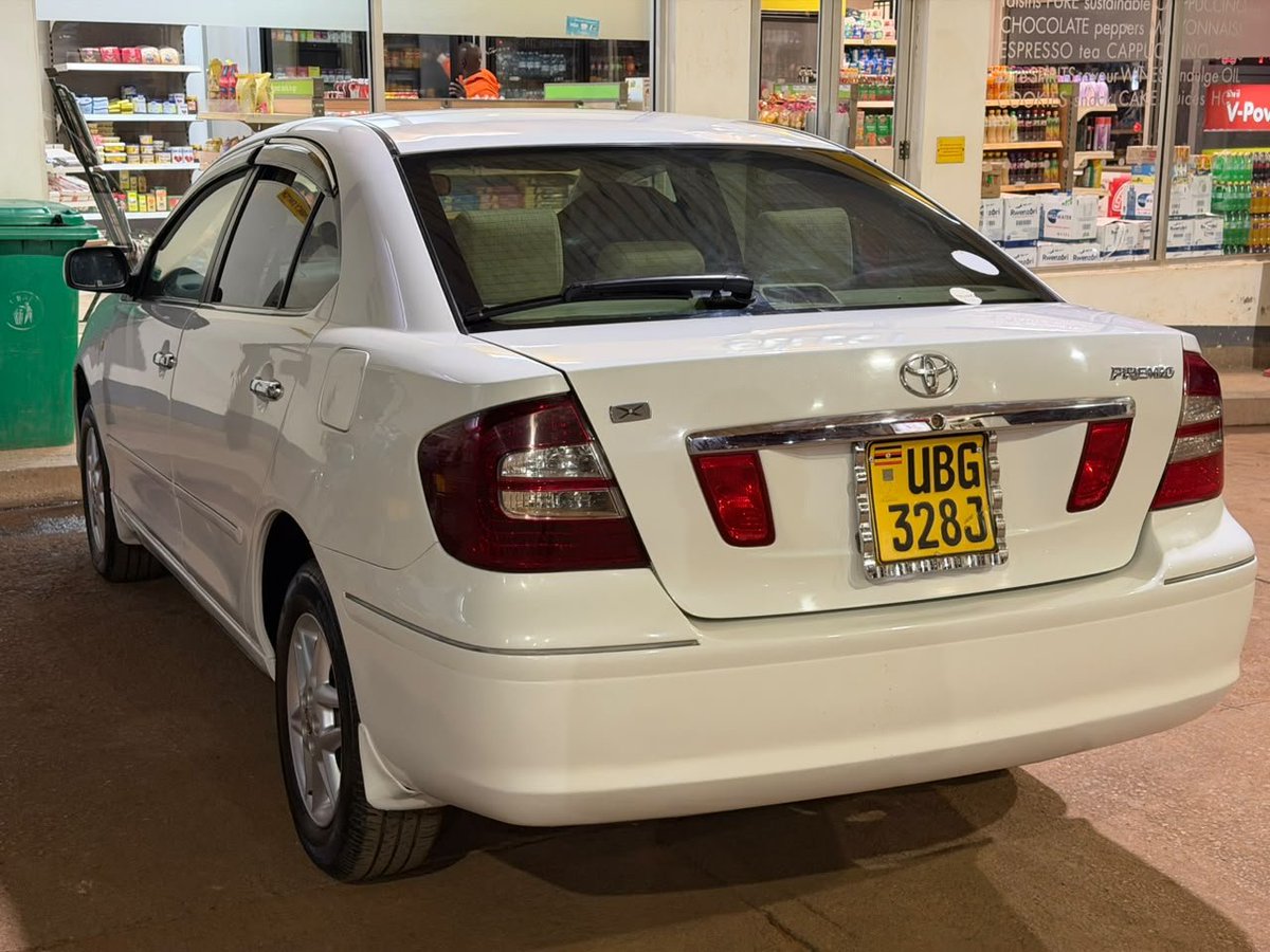 MrDriveUganda's tweet photo. At 28.5million UGX get yourself this Toyota premio
2007 Model
Automatic transmission
Very clean machine
For inspection kindly call
+256700448575 ~Mr Drive https://t.co/rTeRcGzk4q