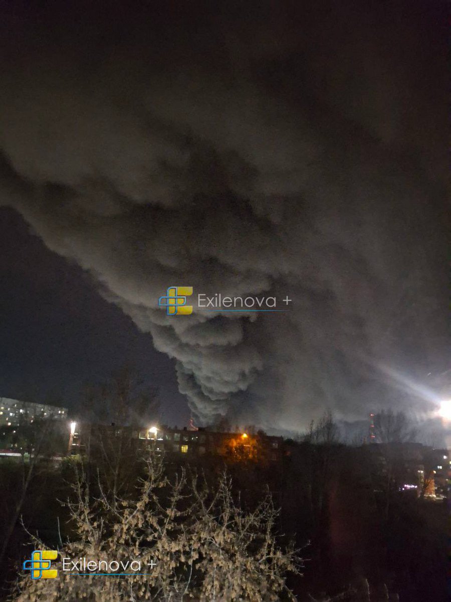 Exilenova_plus's tweet photo. The Ozon logistics hub and the "Omsky Kauchuk" chemical plant in the city of Omsk. https://t.co/vB4K1IiQKH