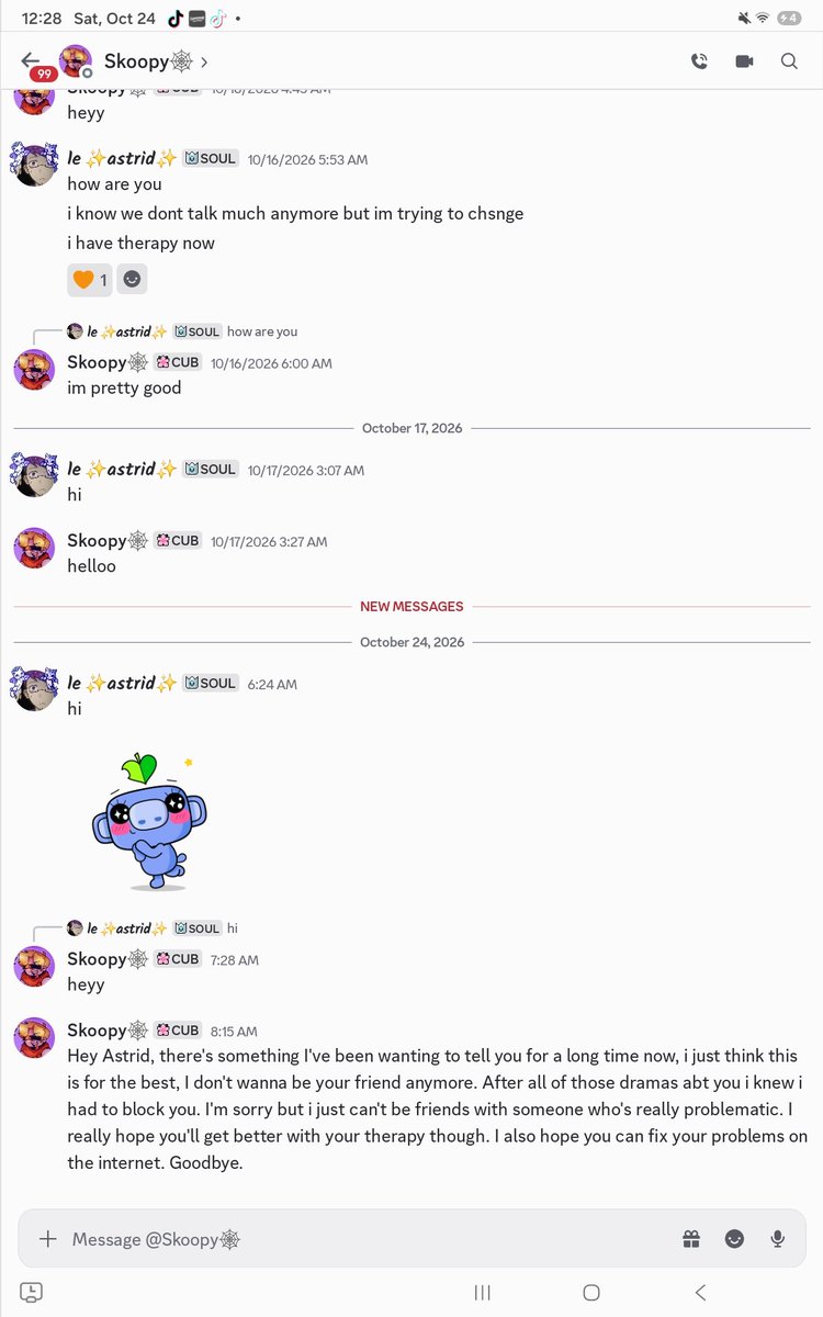 AstridSaidWHAT's tweet photo. OMG OMG OMG HAHAHAHAHAHAHA THANKS FOR NOTHING BITCH I NEVER CARED ABOUT YOU ANWYAYS OMG OMG OMG IM BLOCKING EVERYONE I KNOW NOW AND KILLING MYSELF WHEN I GET HOME FROM THE MALL https://t.co/N5SRTgand4