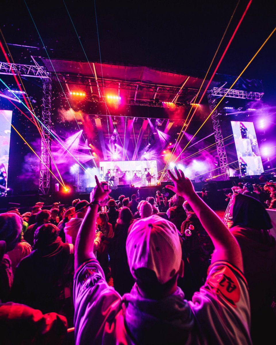 STS9 tweet picture
