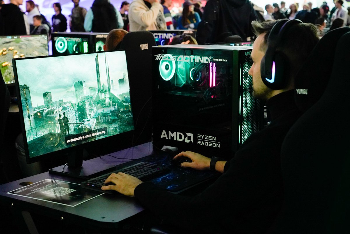 GameLoadStudio's tweet photo. Our #PGA2026 stand was packed with people eager to test #TerraStorm! 🔥

Day 2 is almost done, but if you didn't manage to stumble upon our illuminated Tower - don't worry, you'll have another chance tomorrow! ✅

We heard there are some gifts from @LogitechG to snag as well 👀 https://t.co/MwZvAGWVTJ