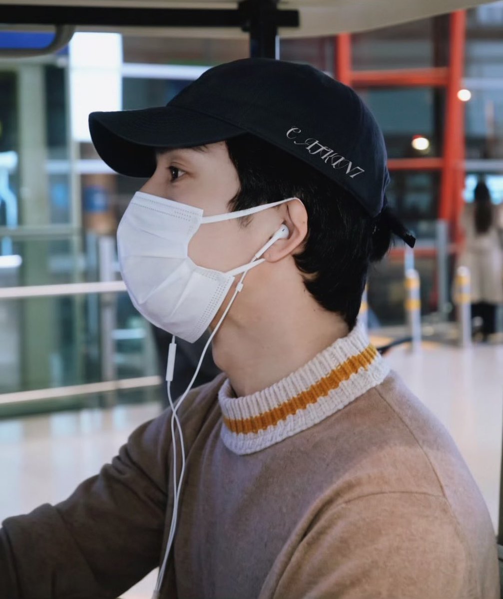 ilyjbr's tweet photo. 난 그의 쌩얼을 사랑해 ٩( *˙0˙*)۶ 

#井柏然 #JingBoran https://t.co/A9XarHhGDr