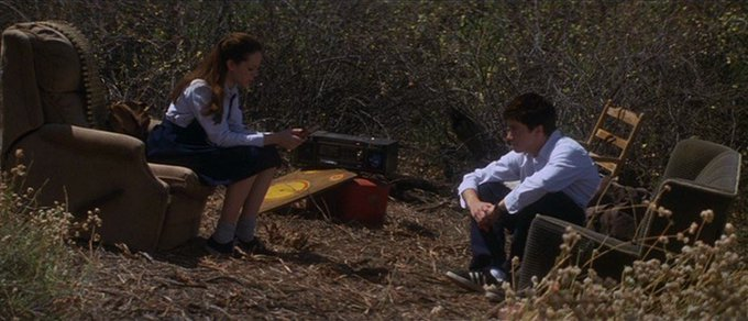 Gibboanxious's tweet photo. Donnie Darko (2001) 

dir. Richard Kelly https://t.co/BRQR5GIoro