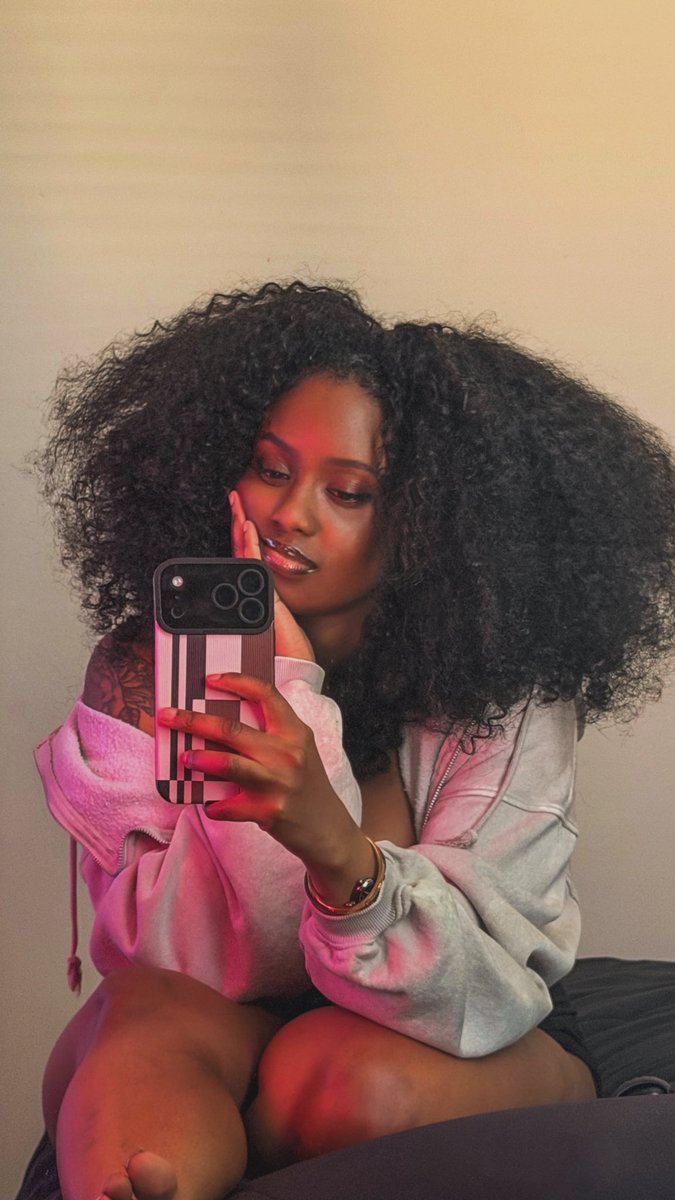 ShayFisherr's tweet photo. 👸🏾If not me then who? https://t.co/dTqQjlWIzb