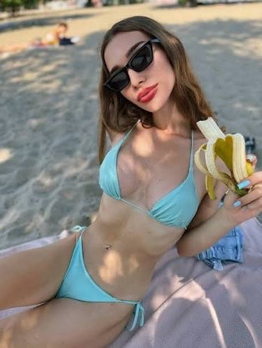 MilanesaStream's tweet photo. acá tranqui con el @SonyerOriginal y con el trabuco en pernambuco - Suape Beach. lloren los que no vinieron jajaja guen sabado pobres https://t.co/MoaxbAWY2W