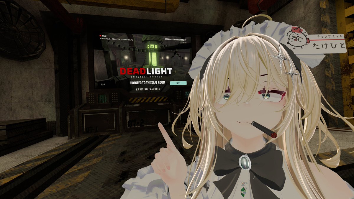 TKK_dev's tweet photo. 本日のぶいちゃ！
今日はもうゲムワ祭りでした！
このハロウィン期間ホラワ周りきらんといかん！と思い入ったワールドが怖すぎて、フレンド達に救援要請！
来てくれたメンバーで、殺人ロボットがいるトンネル工事に行ったり、デッドなライトで皆で絶望したりと忙しい一日でした！
デッドなライトは、satouのフレンドのsabaさんに教えて貰って何とか基礎を学びました！
めちゃクソ難しくて絶望満載でゾクゾクして楽しかったです！
最後は目隠し運転シミュレーションでチル！
喋り疲れましたが楽しかったです！
お疲れ様でした🫶😇
＃VRChat　＃チキンサミット