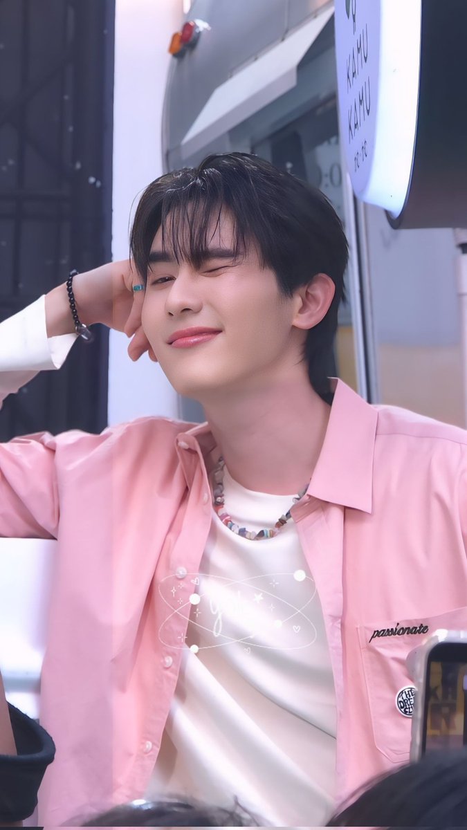 Bt9397's tweet photo. HBD.นะคับบุ๊ค✨ขอให้ปีนี้เป็นปีที่ดีของบุ๊ค มีแต่รอยยิ้ม ขอให้บุ๊คร่างกายแข็งแรง มีเวลาพักผ่อนได้ไปทำสิ่งที่อยากทำ ตั้งเป้าหมายอะไรไว้ก็ขอให้สำเร็จทุกประการ เราจะคอยซัพพอร์ตบุ๊คตรงนี้เสมอ ขอบคุณบุ๊คที่เกิดมาให้เรารักนะคับ🥺🫶 🍅💕

KASIBOOK 30 YOUNG JAEW
#KasibookChapter30Begins https://t.co/KgTCRTUOJn