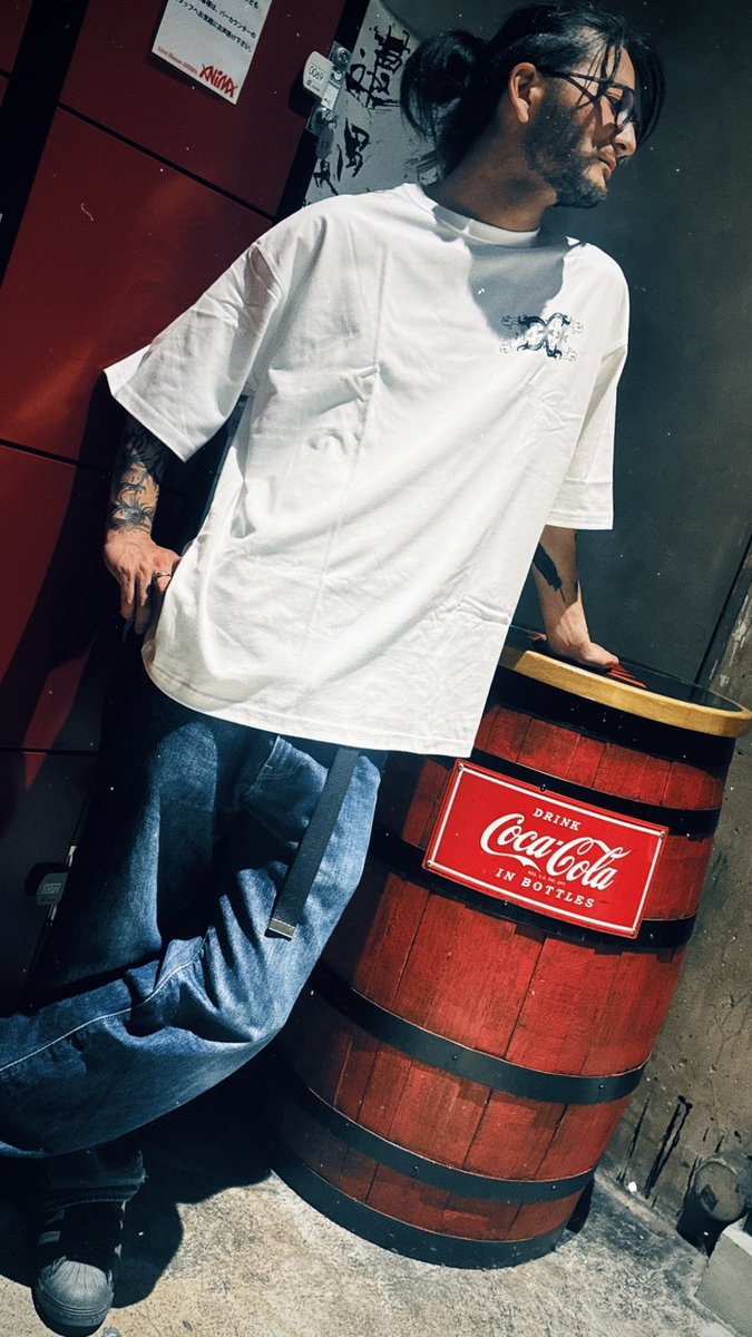 THEEND_JPN's tweet photo. 📸着用写真をお届け

@Azami_jp 
@tomonobu_Azami &amp; @fuen_azami

ご着用ありがとうございます!! https://t.co/BEq7dTCq4B