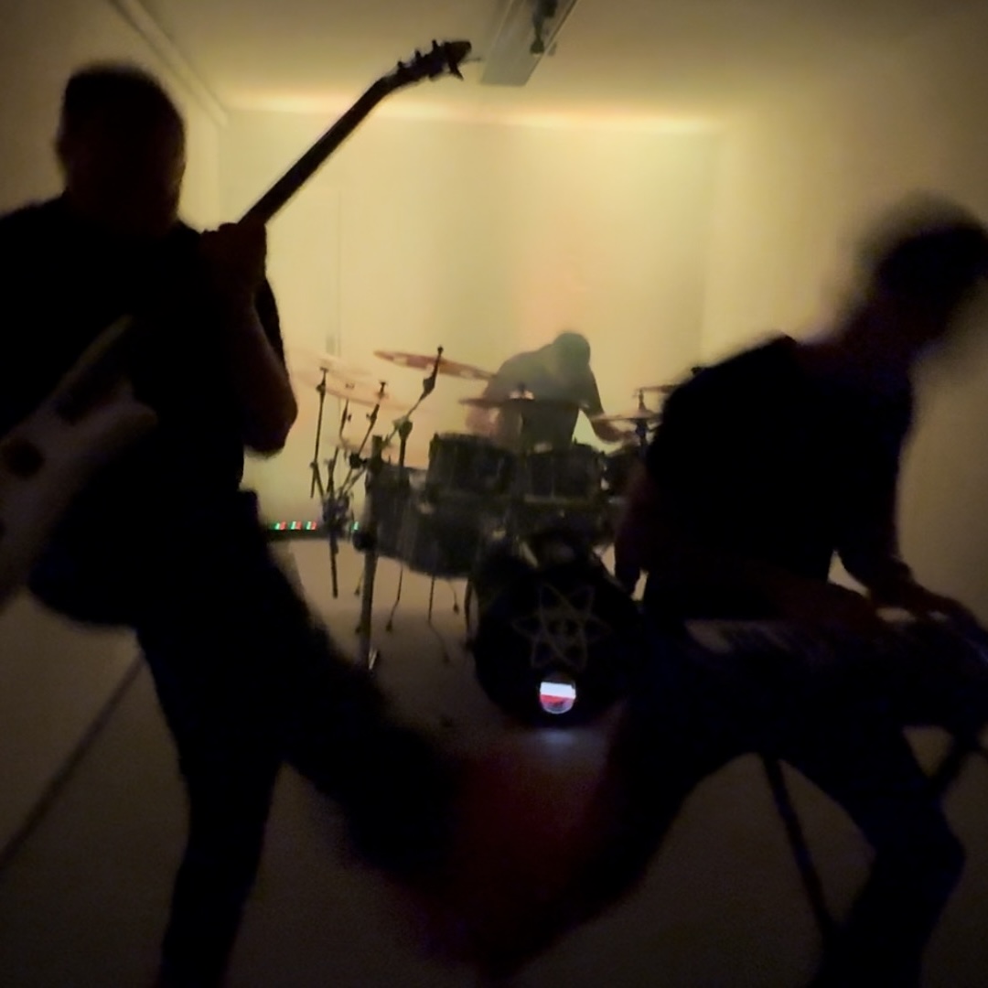 EclipseRecords's tweet photo. WATCH: @kineticprog [Prog Metal] music video "Digital Mind" directed by Marcus H. Levin 💥 from their 'Liminal' full-length album out now https://t.co/Qjv8zswUAA https://t.co/ktmg4UaU1c
