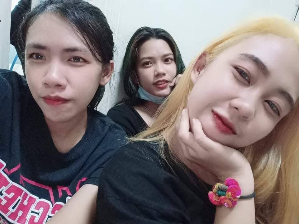 ninekloy1988's tweet photo. มี "€า" ไปล่อ แล้วเอากระดอไปดัก  #สาวสก๊อย #สาววัยรุ่น #วัยรุ่นใจแตก https://t.co/YMM3xgkakr