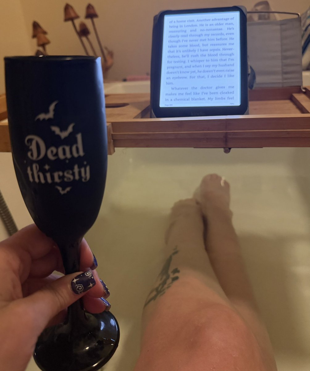SamMcCartney's tweet photo. Home from the floating sound bath. I was so relaxed until I saw the @BurnleyOfficial score 😠 I would highly recommend. Took rose quartz and amethyst with me. Now for a bath, book, fizz, PJs and a chinese takeaway later. https://t.co/xBqbdeziGG