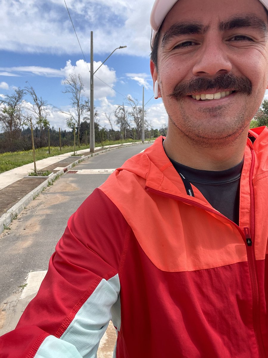 _Steven's tweet photo. Trote matutino… 💯👏🏻 #running https://t.co/tzWN2TzSER