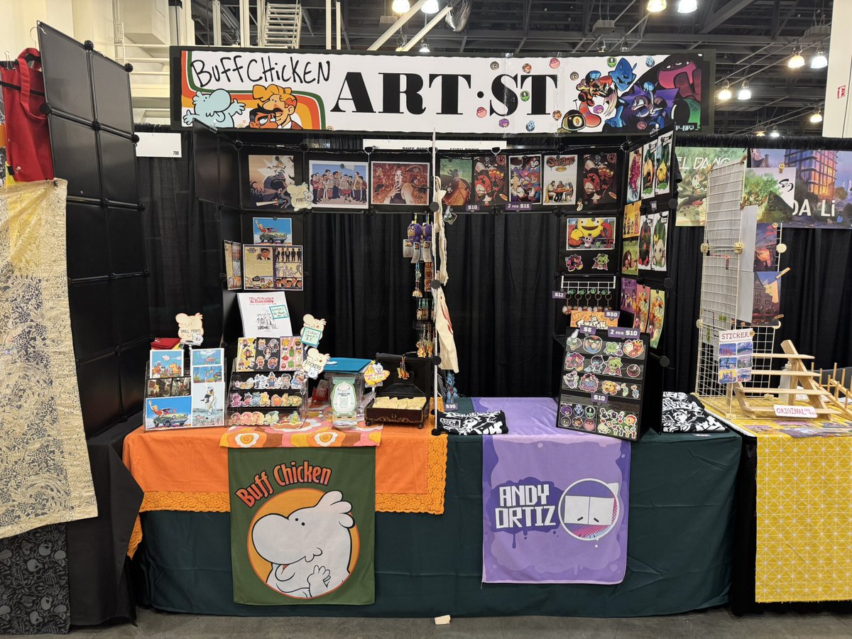 dynamo_toon's tweet photo. DAY 2 OF LIGHTBOX EXPO COME ON DOWNNN https://t.co/mVI3xkaHra