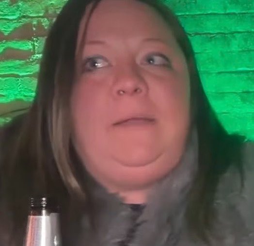Moocheyebags's tweet photo. HAHAHA Jessica Walsh stop trying to throw it to male content creators. They want nothing to do with Messy Jessy the Coor’s Boar 😂😂😂😂😂😂 https://t.co/SUGRGfoQYv