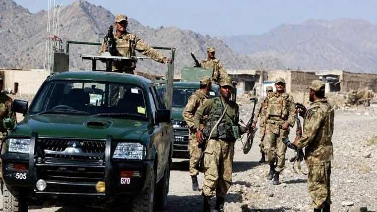 SabaNewsQuetta's tweet photo. گوادر میں دہشت گردوں کے خلاف کامیاب کارروائی سیکیورٹی فورسز کی بہادری اور پیشہ ورانہ صلاحیتوں کا ثبوت ہے، میر فدا حکیم رند

#Sabanewsquetta
#balochistan
#pakistan
#quetta
#news
#latestnews
#world
https://t.co/JCII8LpZuc https://t.co/CP3k30ST1C
