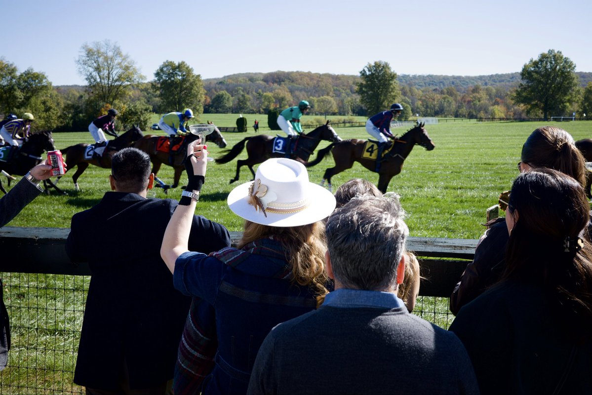 JustinHerman's tweet photo. Peak autumn grandeur: Our annual tailgate for friends and partners at the Virginia Gold Cup International steeple-gate horse races. https://t.co/DdwH7lr4Nt