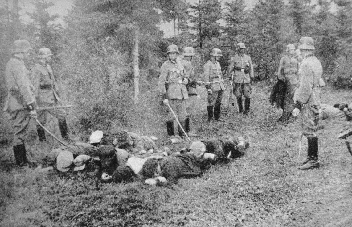 Ojdadana's tweet photo. RUDZKI MOST, 24 Oct - 11 Nov 1939 — 237 Poles (priests, teachers, local politicians) were murdered in 6 executions by local Germans overseen by the SS.   Of some 20,000 Germans who participated in executions in Pomerania, only 10 were convicted after WW2. 
https://t.co/NQvWIwYRKC https://t.co/WMlmLf6jD8