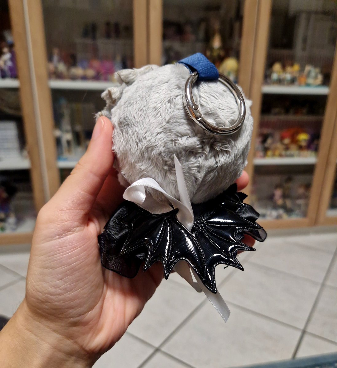 _wasabi_girl_'s tweet photo. I FINALLY HAVE MY ILTAE DOLLS + STUPID OUTFITS FOR THEM EHEHE ✨️✨️✨️✨️
Ilay has cute little devil wings 🤭🤭 https://t.co/RD2oe6pu7p