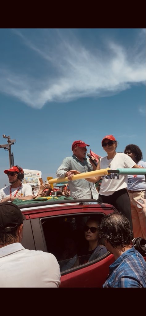 naju_brbs's tweet photo. #LulaPelaDemocracia https://t.co/9BFxu9yrkP