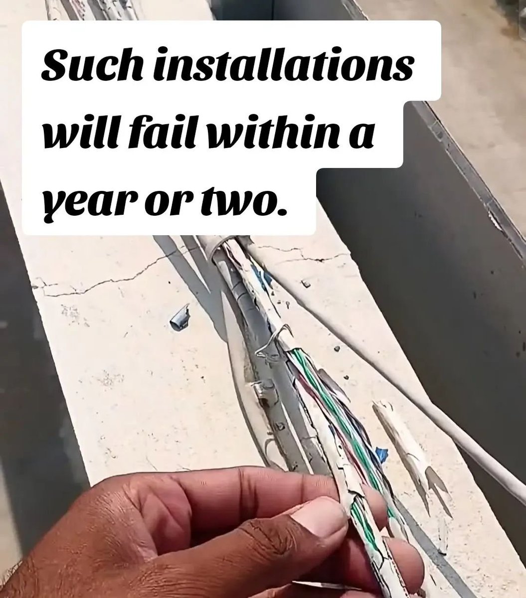 YourCamTech's tweet photo. Your Cat 6 cable is working. But is it still healthy?

Look at this cable. The outer jacket has deteriorated, exposing the internal twisted pairs to the elements.

This is what can happen when indoor-rated Cat 6 cable is installed outdoors without proper protection. https://t.co/U5rY20ZNpP