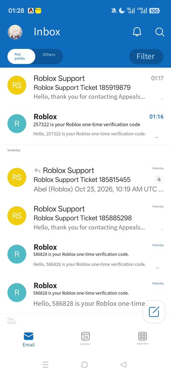 curelub's tweet photo. Today is the 4 day of my ban. I will send it again every time I refuse my complaint in roblox. I don't want my cherished account to disappear forever. Please give me praise and repost to try to attract the official.I did the same to u.#robloxban @Roblox @RobloxCreators $RBLX https://t.co/EovUwenjl8
