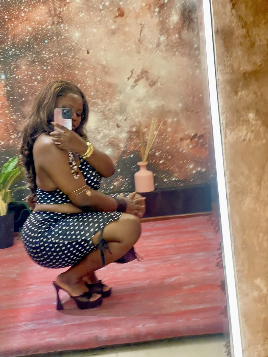 Ceo_namzy's tweet photo. BONITA IN CONTROL🤭 https://t.co/WLOWib8qOh