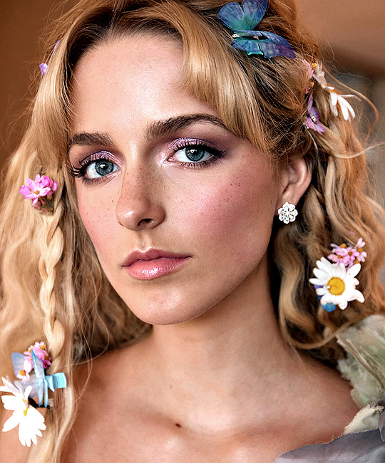 TheCinesthetic's tweet photo. Mckenna Grace via IG📸 https://t.co/LS5TtmDh5M