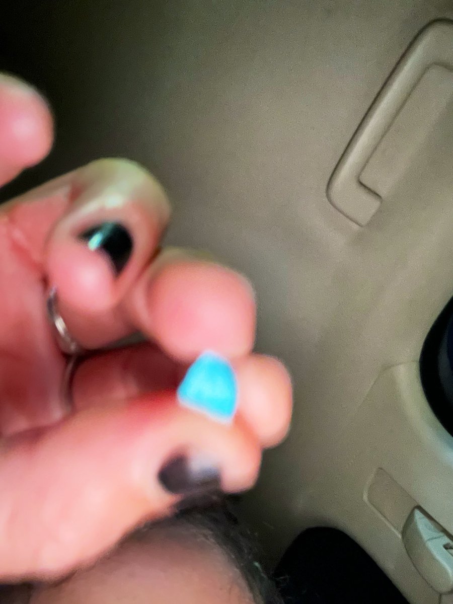 killgeorgiee's tweet photo. bussing so hard last night I knocked out #drugtwt #drugtwtlat #percscript https://t.co/pFaXn6DtMB