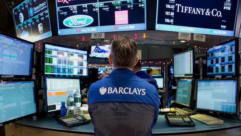 CJL_news's tweet photo. 🚨NEW: Barclays, the British retail &amp; corporate banking giant is shifting away from being the house built by fixed income to focus on equities. https://t.co/wEui4qsPLA