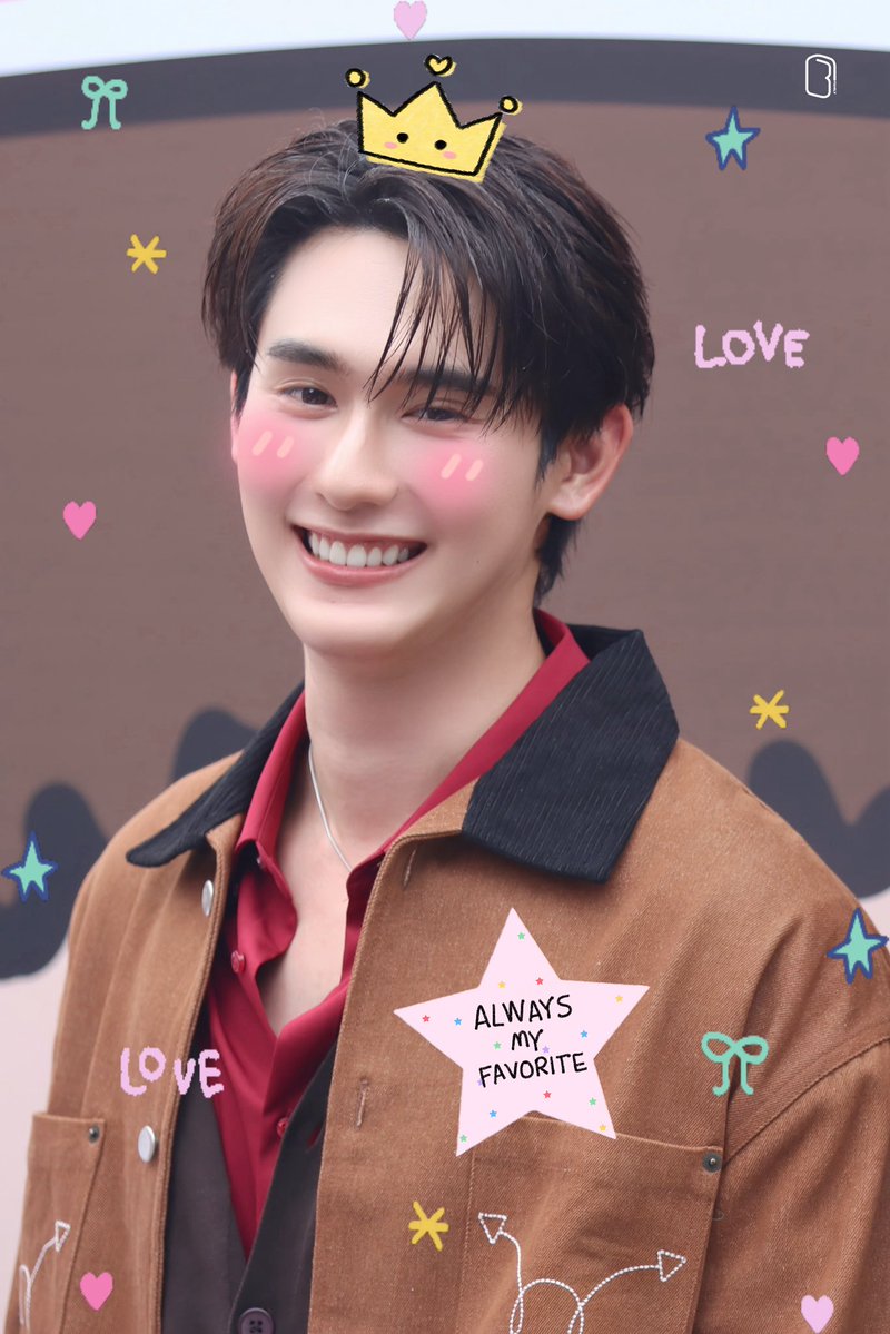 msrt939's tweet photo. @Seiamssk @pli_chi ขอให้บุ๊คมีแต่ความสุขในทุกๆวัน มีแต่รอยยิ้มและเสียงหัวเราะแบบนี้ต่อไปเรื่อยๆ 

KASIBOOK 30 YOUNG JAEW
#KasibookChapter30Begins
#kasibook https://t.co/lUX0tCPom7