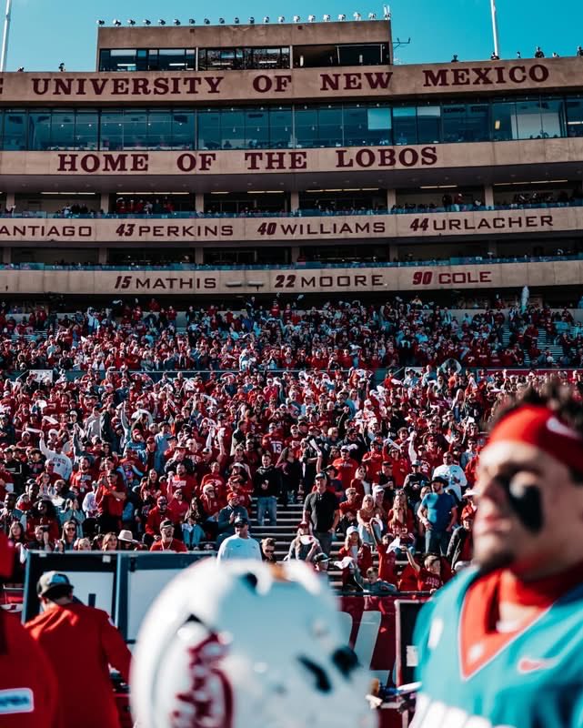 TheCFBAdvocate's tweet photo. I love watching schools build off momentum in real time.

Last year, New Mexico saw a YoY increase of 58% in avg attendance, the largest in the FBS. The Lobos also had their first 30k+ crowd since 2008 in 2025. 

They’ll push 35k today.

@Coach_Eck &amp; @RyanDBerryman 📈 https://t.co/O3Jd66g3OA