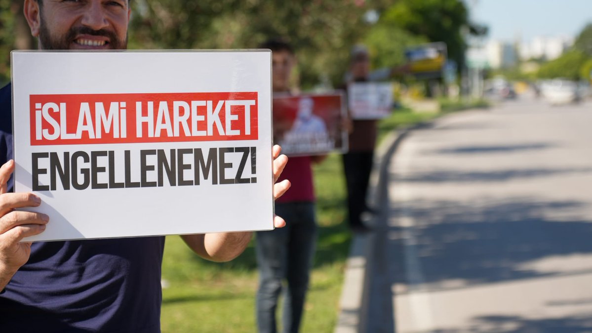 Mucadele2727's tweet photo. Mahkemeye Baskı
AkpDönemi ZulümDönemi
AlparslanHocanın CocuklarınaZulüm https://t.co/6hMSubmLea