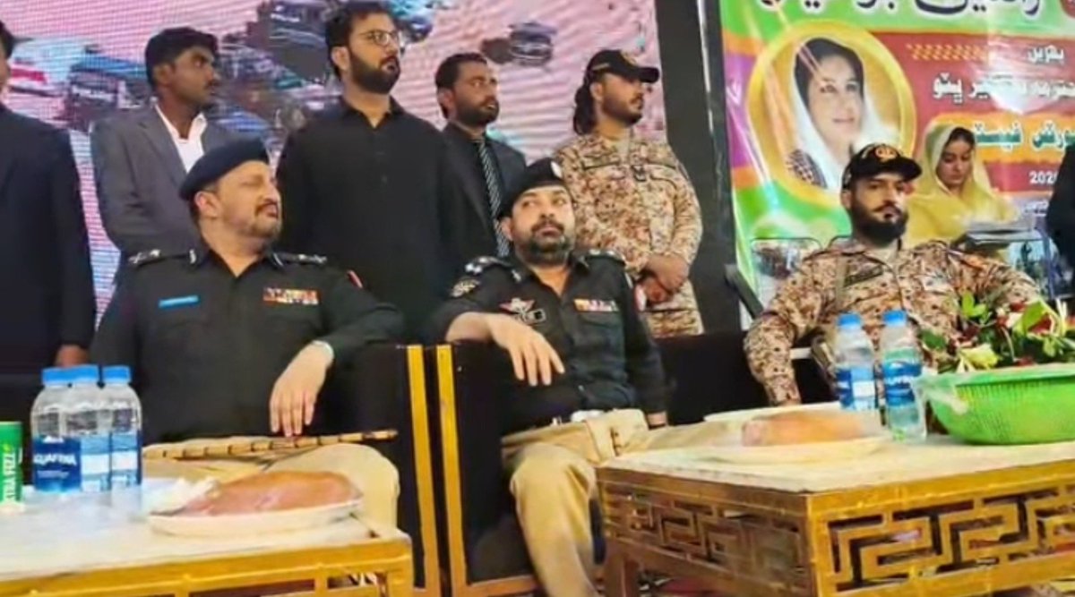 usmansindhi23's tweet photo. گھوٹکی کا رونتی کچہ، جو کبھی ڈاکوؤں اور اغوا کی وارداتوں کے حوالے سے مشہور تھا، آج وہاں گھوٹکی امن میلہ منعقد ہو رہا ہے۔ یہ امن کی بحالی اور سندھ حکومت کی کاوشوں کا خوش آئند پیغام ہے۔
#SindhForPeace
#PeacefulSindh
#BhuttoKaPuramanSindh
#بھٹو_کا_پرامن_سندھ
#بھٹو_کا_سندھ https://t.co/Ew3yqHUR3t