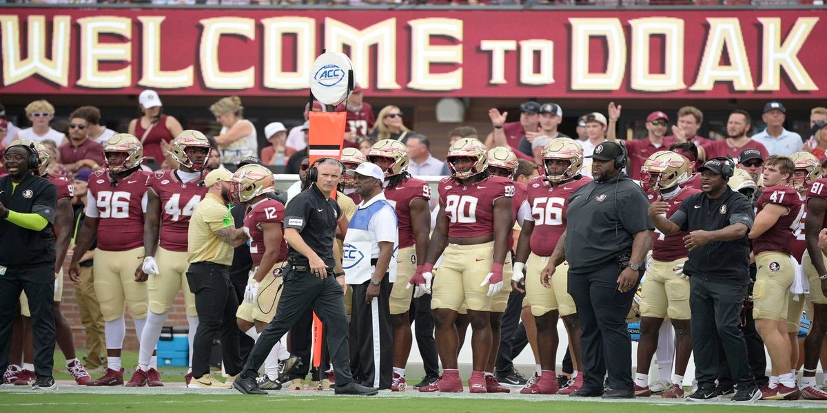 FSUWire's tweet photo. Safety target could take a trip to FSU after assistant coach visited

📸 Melina Myers, IMAGN IMAGES via Reuters Connect https://t.co/5ZZe7w84f9 https://t.co/NHL4xgim9C