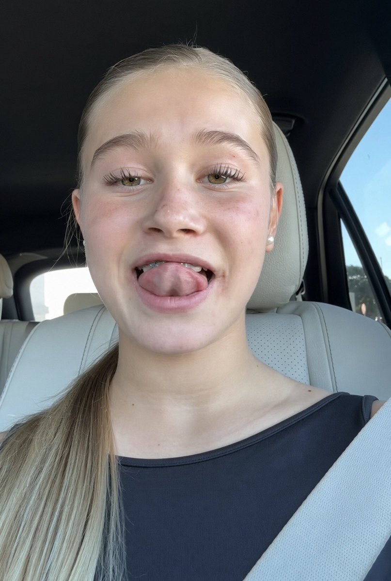 leaky4goddesses's tweet photo. Goddess Camille loves to trigger gooners with her naughty brace face. Brat knows just what to do to make that goon stick throb and leak cum. Keep stroking to those teeth dirty pervert 😵‍💫💖💦 https://t.co/WeGHDv5V6k