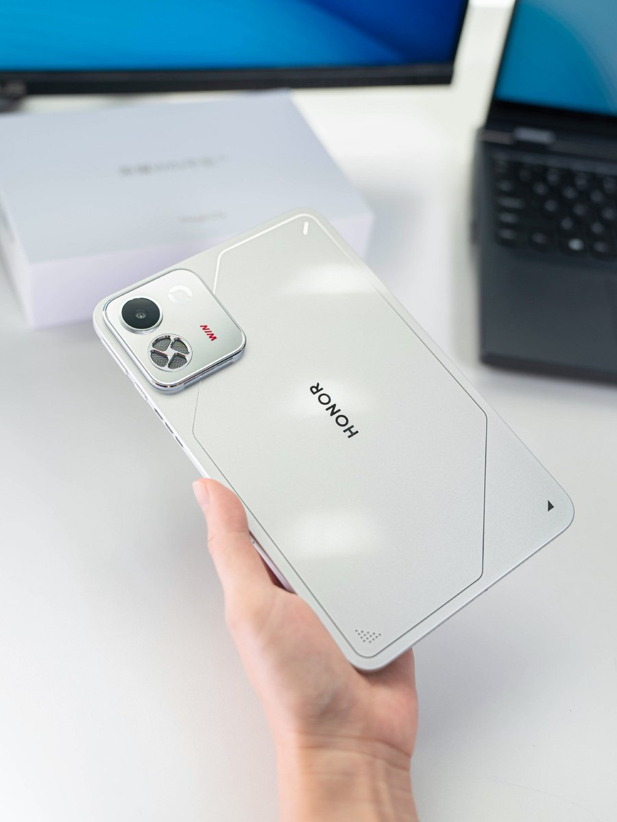 NexToWeb's tweet photo. HONOR should bring WIN series to more market

#HONOR #HONORWIN https://t.co/nr6jzDth6S
