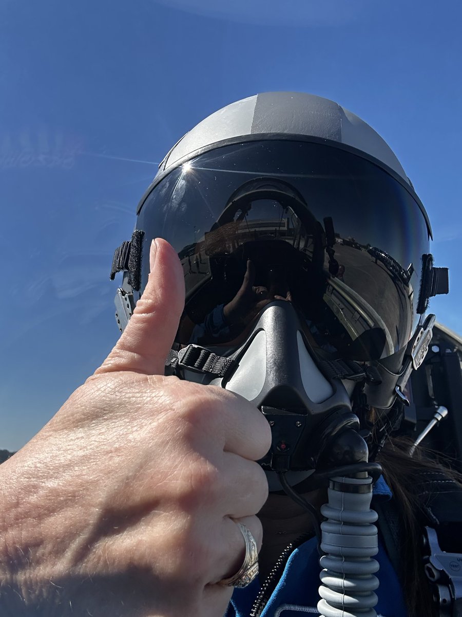 SecRollins's tweet photo. Requesting permission for flyby. 
✈️🇺🇸🇺🇸🇺🇸 https://t.co/abxfEzP73a