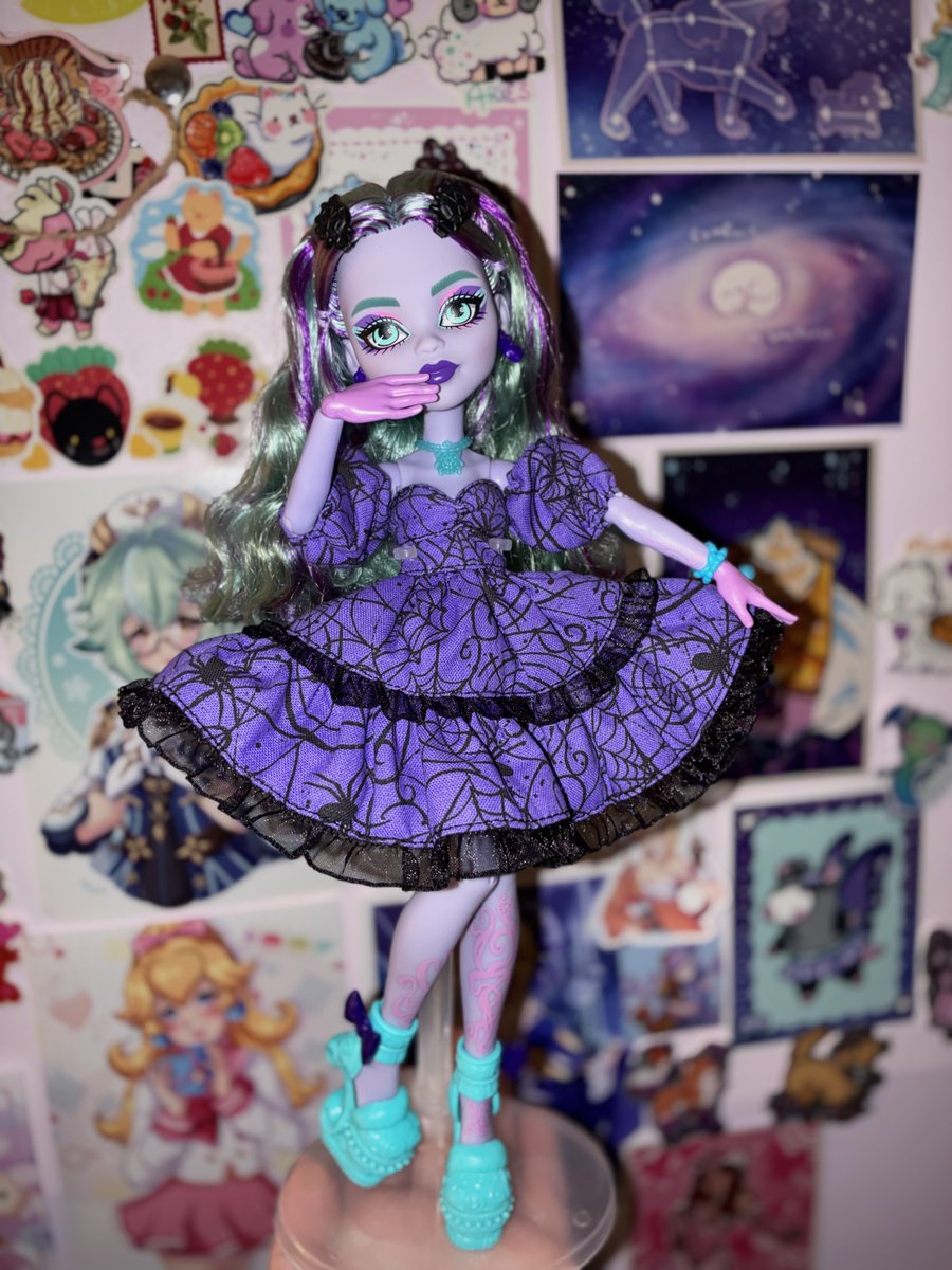 gh0stlyg0rge0us's tweet photo. i have received Twyla’s new dress from LeandrosDollShop :D 🩵🕸️💜 https://t.co/ppELE0CCwr