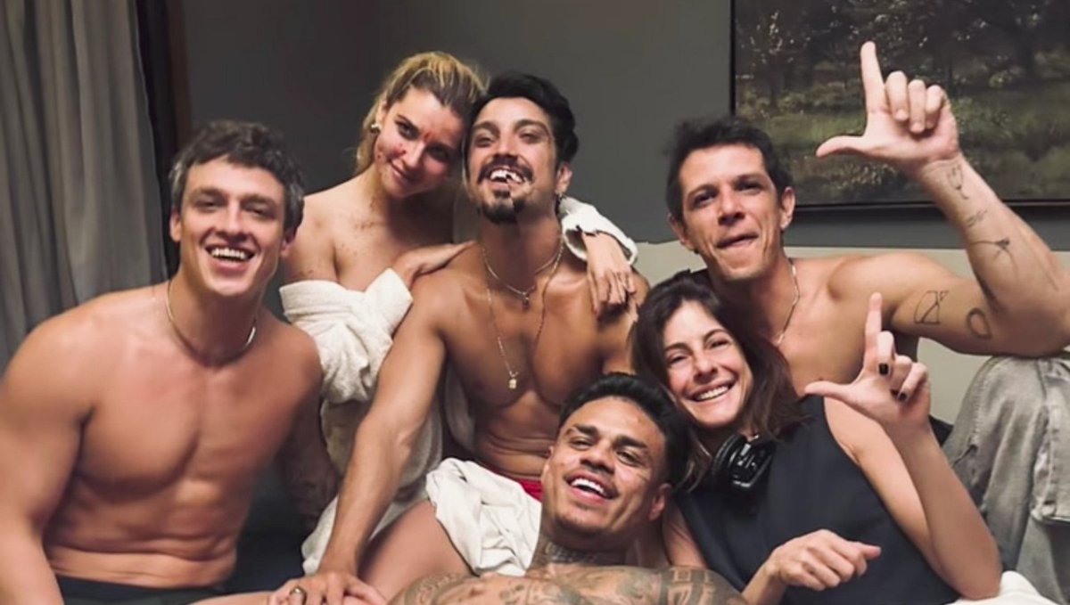portalVSangue's tweet photo. ELENCO PERFEITO E POLITIZADO! 👆❤️‍🔥

Alanis Guillen nos bastidores de Paraíso Perdido! 🥵

📸| Joana Jabace via Instagram story. https://t.co/LeNPCK3PLm