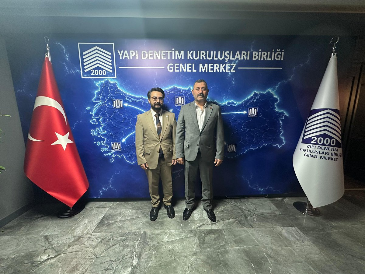 Sanliurfa_MHP's tweet photo. Yapı Denetim Kuruluşları Birliği Genel Merkezi’ne Ziyaret

İl Başkanımız Sayın Ecz.Osman MUTLU 
Siverek Belediye Başkanı Sayın Ali Murat BUCAK
İl Başkan Yardımcımız Sayın Yılmaz BAYLAN
Karaköprü İlçe Başkan Yardımcımız Sayın Murat KAPLAN ve beraberindeki heyetimiz Yapı Denetimleri Merkezi Genel Başkanı Sayın Ramazan Fırat TORAMAN’ı ziyarete gitti.

Şehrimizin ve ülkemizin yapısal güvenliği, inşaat ve denetim süreçleri üzerine gerçekleştirilen istişarelerin hayırlara vesile olmasını diliyoruz. Nazik misafirperverlikleri ve değerli görüşleri için kendilerine teşekkür ederiz.

Birlik ve kararlılıkla çalışmaya, şehrimiz ve ülkemiz için üretmeye devam ediyoruz.

@dbdevletbahceli 
@eczosmanmutlu 
@MHP_Bilgi