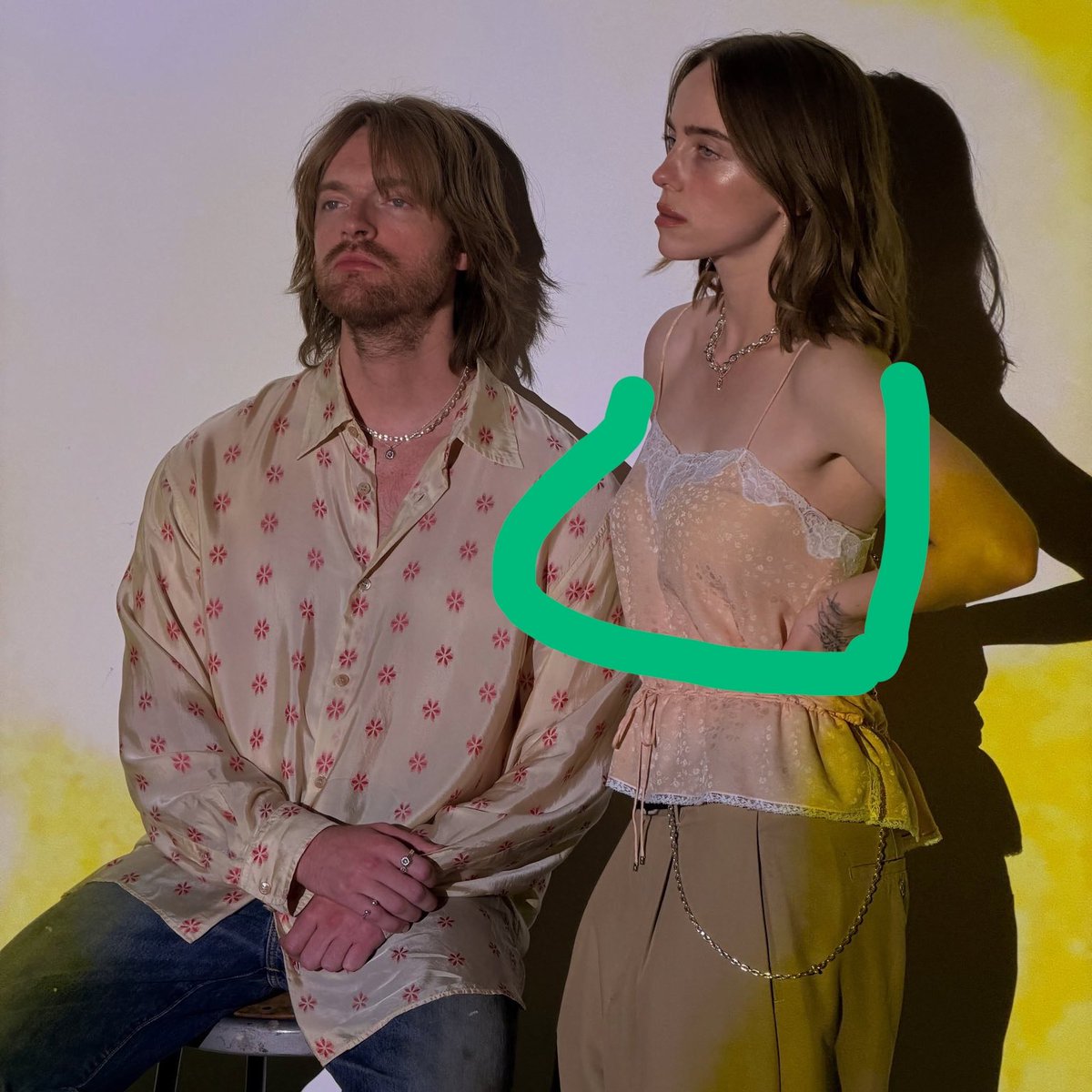 newadam123's tweet photo. We will never forgive Billie Eilish for this https://t.co/IbPjcyVoVD