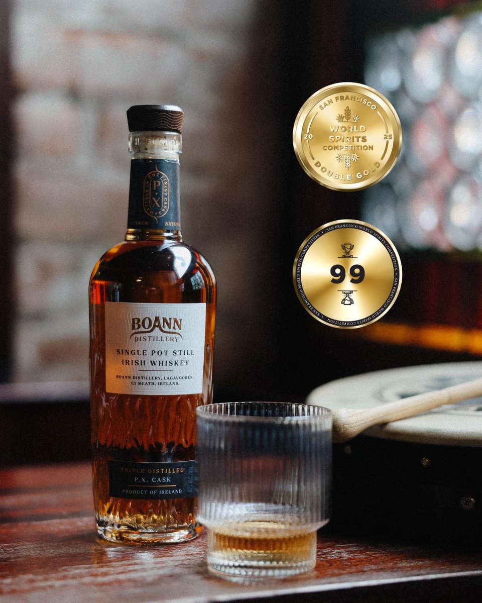 Boanndistillery's tweet photo. Boann Single Pot Still #IrishWhiskey P.X. is crafted from a mixed mash bill of Irish grains &amp; #BoyneValley well water, matured in Oloroso Sherry Hogsheads &amp; vintage #PedroXiménez Solera casks, a portion of which are made from Chestnut 🥃
#BoannWhiskey  https://t.co/zSSDLaf5AQ https://t.co/QsA34PPOO2