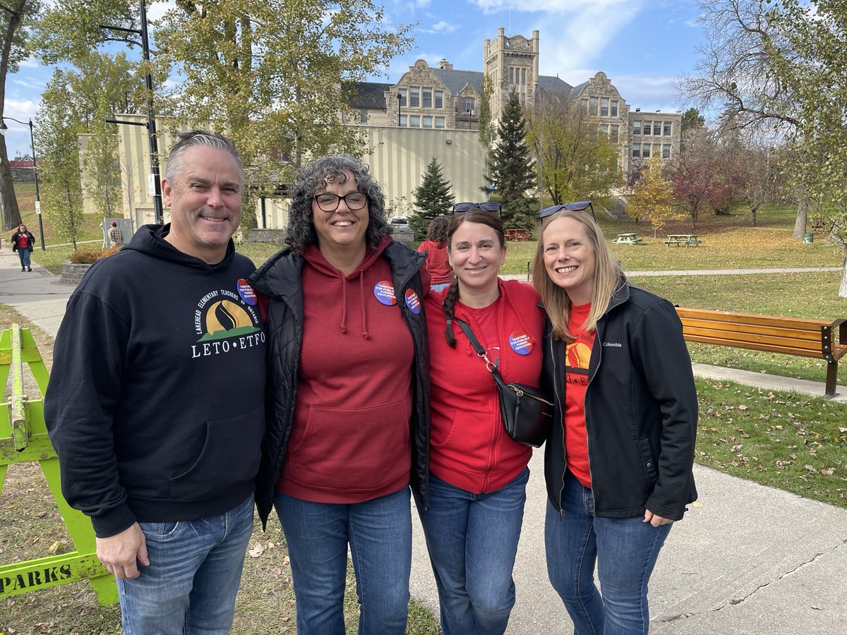ShirleyBell8's tweet photo. Thunder Bay Together for Education Rally!!! Ran into some friends!!   #OntEdUnited! #OntEdSolidaire! https://t.co/L48G1nQk6p