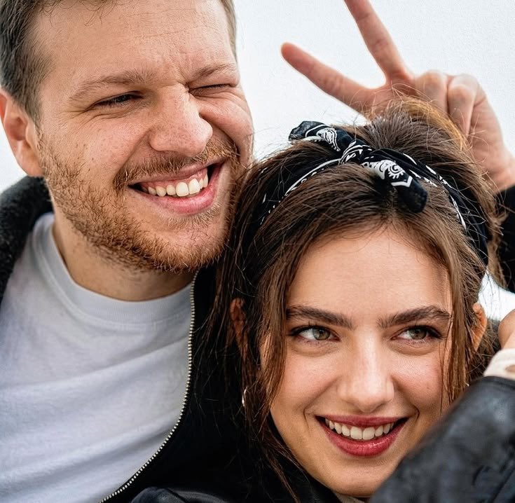 havvayazicioglu's tweet photo. @oreletkinlikk sevişmeniz gereken konular var

HepSizi BekledikOrel https://t.co/syrt0uhCgJ